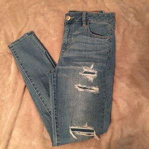 American Eagle High Rise- Super Stretch X